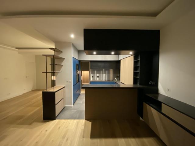Rénovation complète d'un appartement de 90m2 mobilier sur mesure Loft Open-space