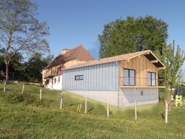 Extension en structure bois d'une maison périgourdine, dans le Périgord (24)