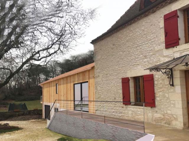 Extension en structure bois d'une maison périgourdine, dans le Périgord (24)